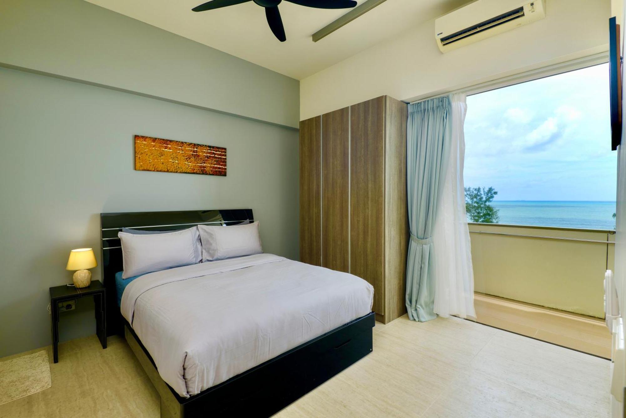 By The Sea Beach Front Apartment Бату Феринги Екстериор снимка
